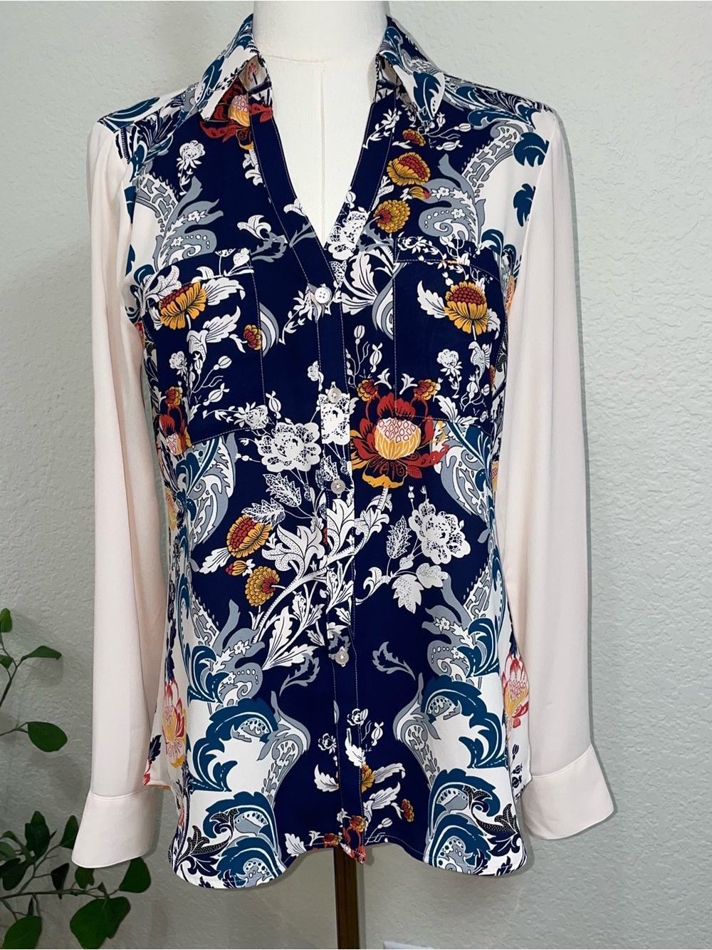 Express Navy Floral Button-Up Blouse with Cream Sleeves